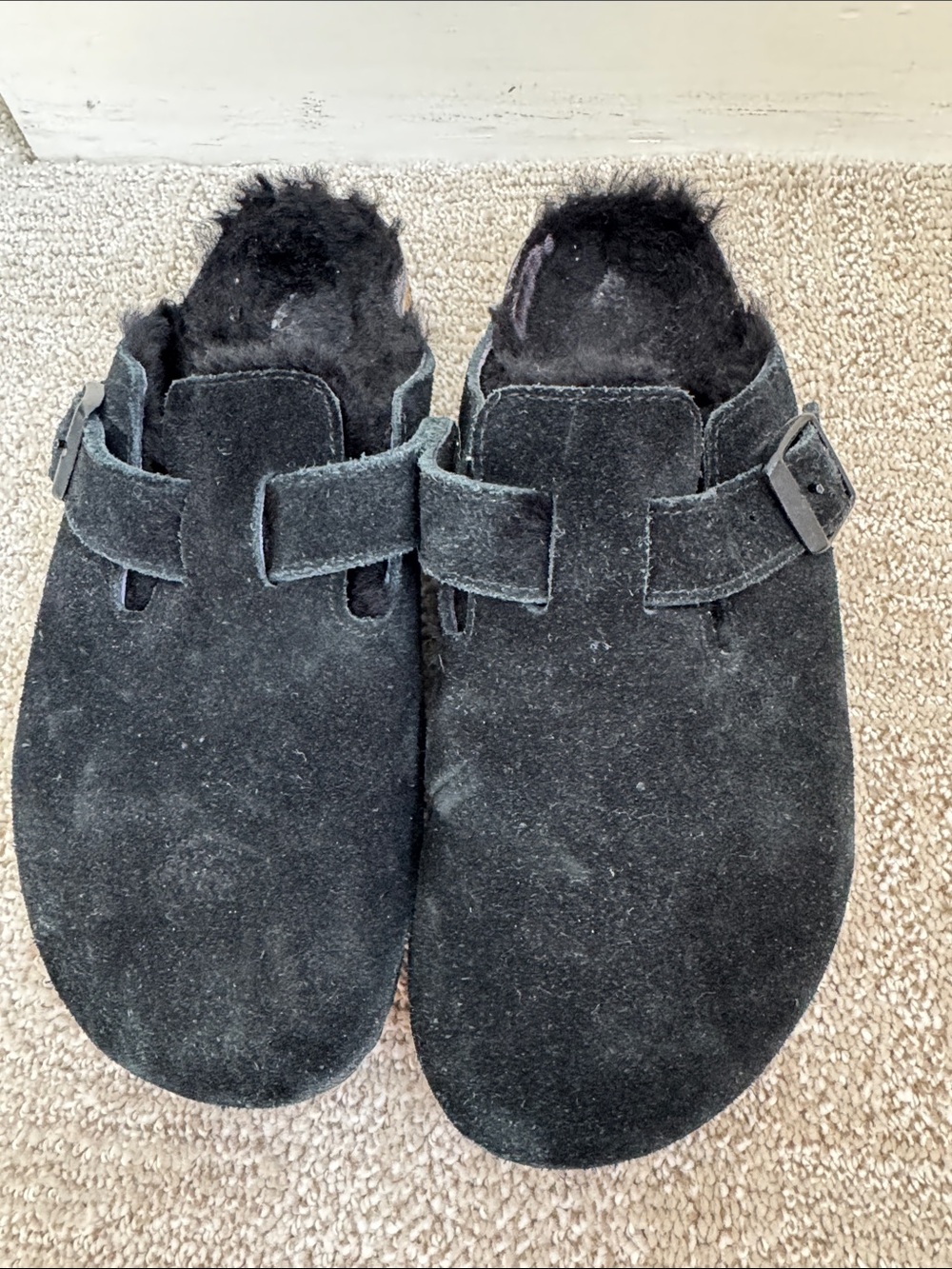 Birkenstock women’s  Black Suede Faux-Fur Lined Clogs with Buckle